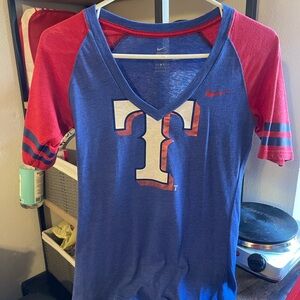 ⚾️❤️Nike Women’s Texas Rangers Red and Blue Graphic Tee